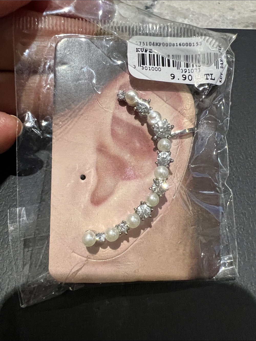 Pearl and Crystal Ear Cuff